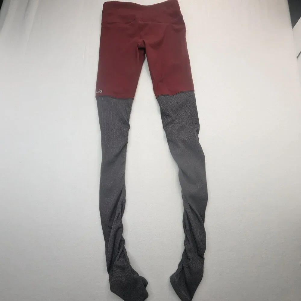 ALO Yoga Goddess Legging Size Small Burgundy Color